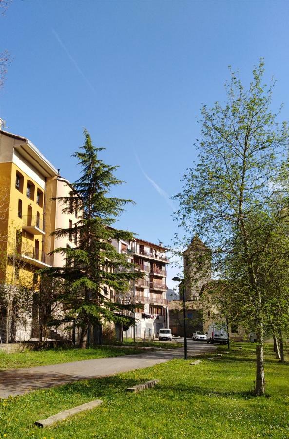 Ca De Geraldine Apartamento El Pont de Suert Exterior foto
